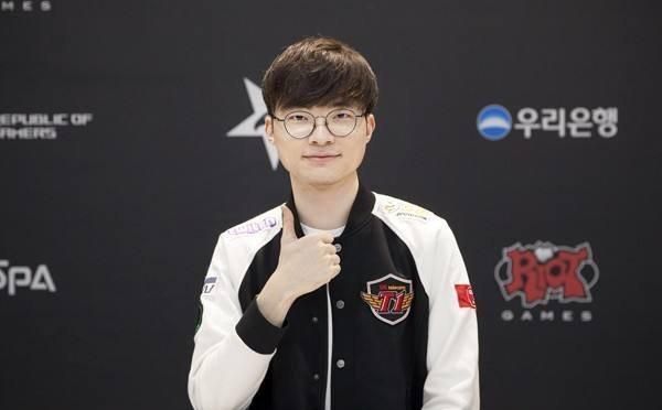 【赛后战报】全乱了， Invictus Gaming 2：0战胜UP，D组出线形势再起风云