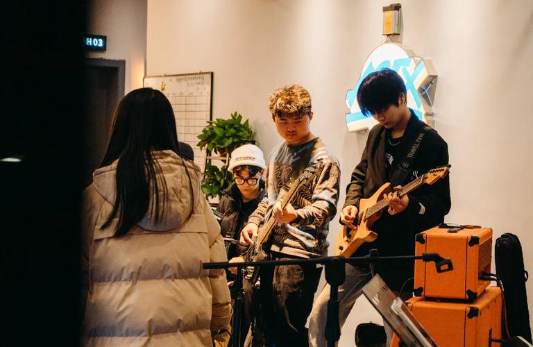 GEN总经理为训练赛泄露致歉：向DK教练组和选手们表示诚挚的道歉